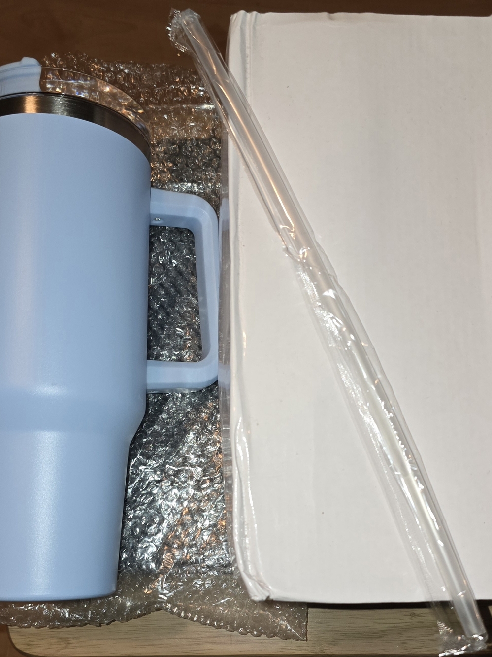40oz Powder Blue Tumbler with Handle and Straw New/NWOT